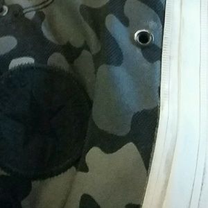 Meet your Posher, Ronald